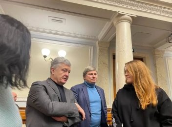 Мар'Яна Безугла Особисте Життя: біографія, сім'я та кар'єра