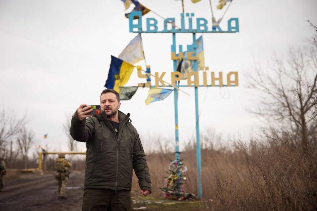 Сколько лет Владимиру Зеленскому: подробный взгляд на возраст и жизненный путь