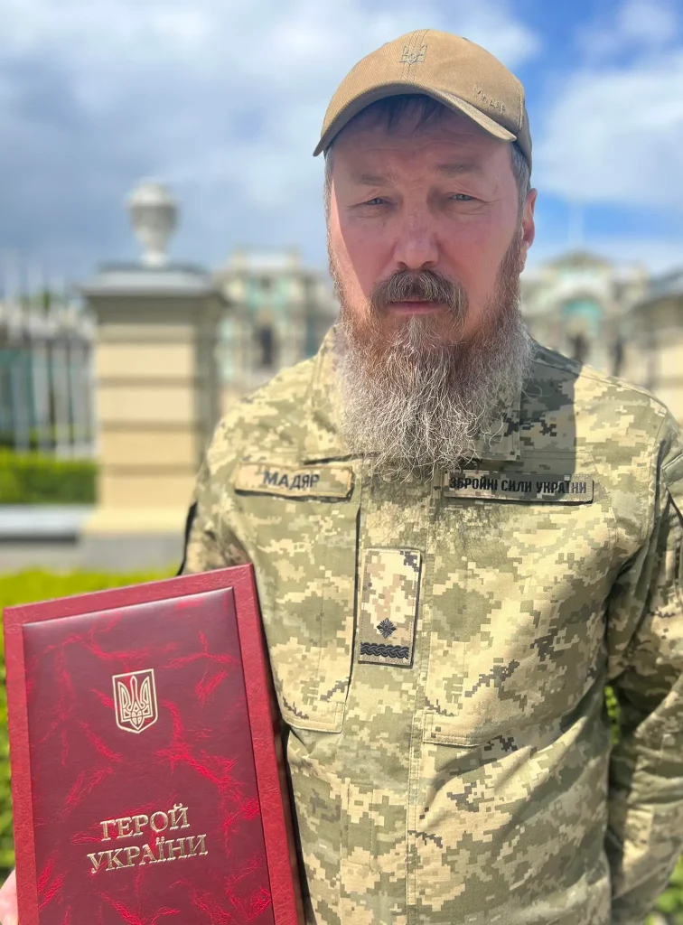 Мадяр Биография: ключевые моменты жизни, карьеры и личных достижений