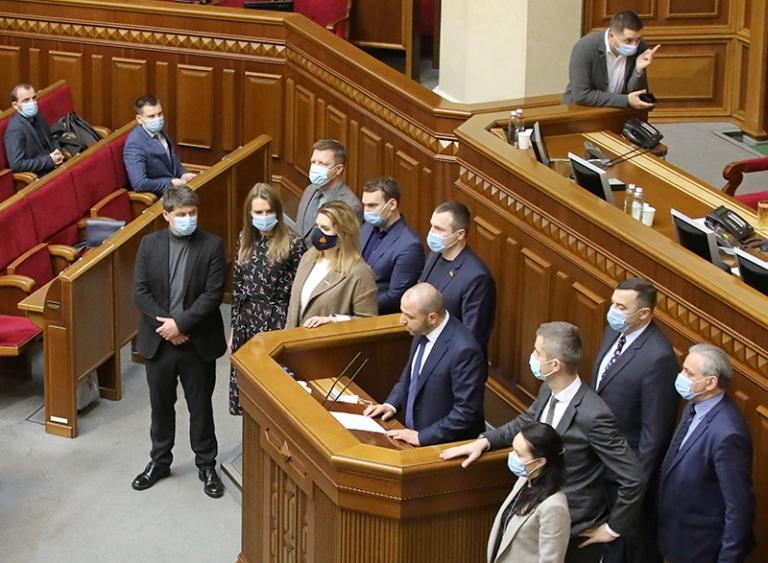 Рустем Умеров Жена Фото: Личная жизнь и карьера политика